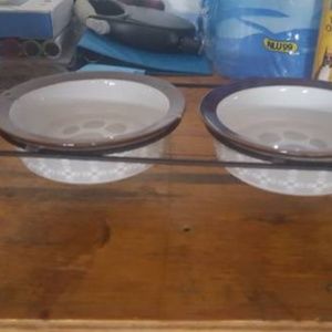 10$ Brand new pet bowls